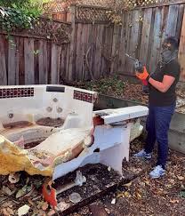 Best Retail Junk Removal  in Moline, IL